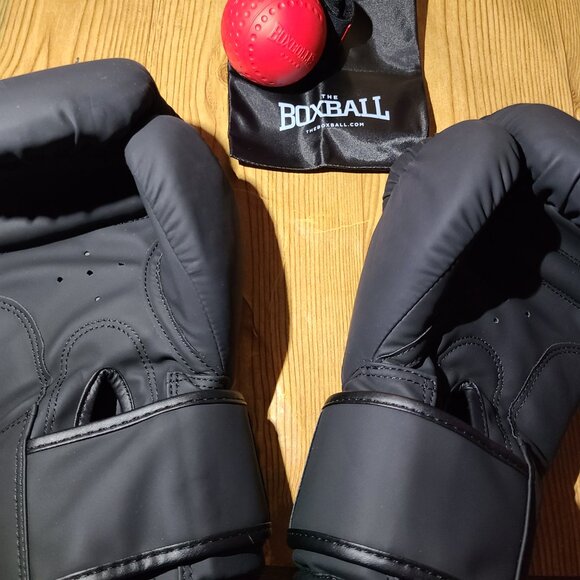 Liberpulus MMA 12oz Glove w/ Boxball (NEW) - Picture 3 of 6